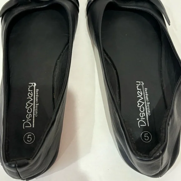 DISCOVERY Women’s Faux Leather Formal Flats w/ Bow - black, size 5 - Picture 6 of 6